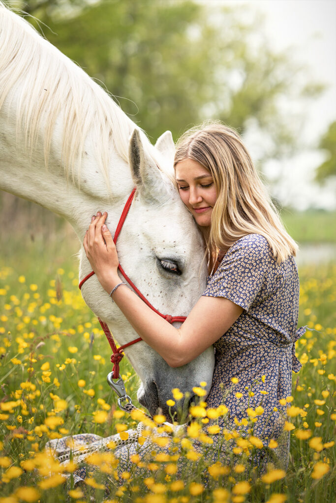 Dívka s koněm Jindřichův Hradec, Jižní Čechy. Fotogafka JANA Studio Boskovice, Blansko, Letovice